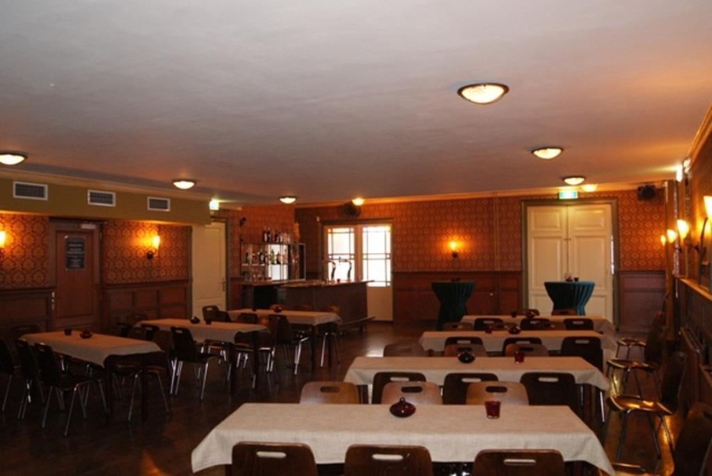 Hotel Cafe Zaal Heezen Steenderen エクステリア 写真